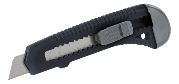 CUTTER ECO CON CUCHILLA - 18 mm