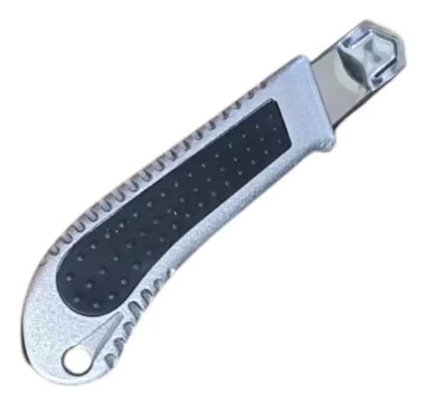 RU15003 3 CUTTER PROFESIONAL DE ALUMINIO C/RUEDITA. HOJA 18 MM