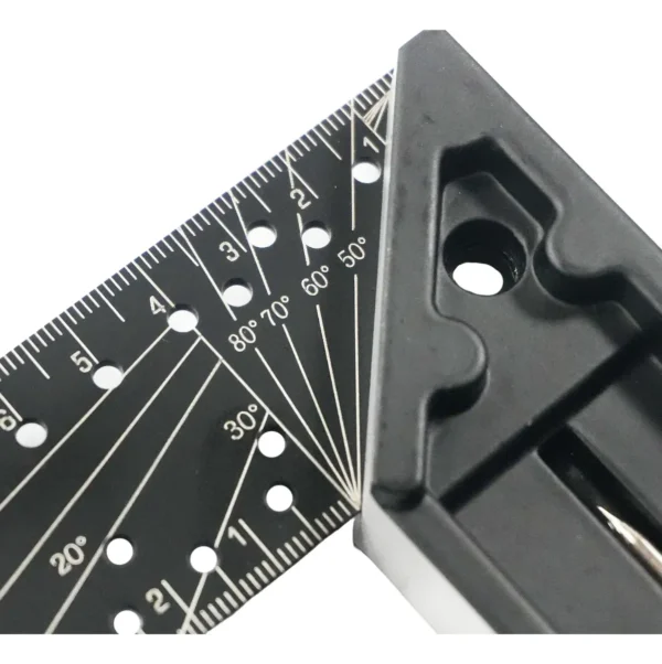 ESCUADRA CARPINTERO 300 mm. HEAVY DUTY
largo 300 mm. Permite realizar marcaciones en dif. Angulos en forma precisa.
Incluye soporte de borde y copiador para realizar marcaciones repetidas. Angulos pre marcados. Material aluminio.
