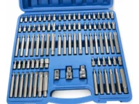 RU24014 1 JGO de PUNTAS x 75 PZ TORX-ALLEN-MULTIESTRIA-RIBE MATERIAL S-2. Encastre: 1/4- 3/8-1/2".
Allen: 4-5-6-7-8-10-12. alto: 30 mm / 4-5-6-7-8-10-12 alto: 75 mm.
Torx: 20-25-30-40-45-50-50-55-60 alto 30 mm / 20-25-30-40-45-50-50-55-60 alto: 75 mm
Torx tamper: 20-25-30-40-45-50-50-55-60 alto 30 mm / 20-25-30-40-45-50-50-55-60 alto: 75 mm
Multiestria: 5-6-8-10-12 alto: 30 mm / 5-6-8-10-12 alto: 75 mm
Ribe: 6-7-8-9-10-12-14 alto 30 mm / 6-7-8-9-10-12-14 alto: 75 mm
Adaptadores 1 x 3/8x 10 mm / 2 x 1/2x 10 mm