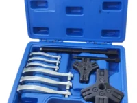 RU43166 1 KIT 10 PZ EXTRACTOR DE POLEAS Y ENGRANAJES INT Y EXTERIOR. 3" y 7".
Usos: excelente herramientas para demontar poleas, engranajes, cojinetes, volantes. Se puede utilizar con 2 o 3 patas interior y exterior.
Capacidad 3" largo tornillo 76 mm. Max aper. 78mm. torque: 2 tn. capacidad 7"largo tornillo 178 mm. Max aper 147 mm. torque 5 tn