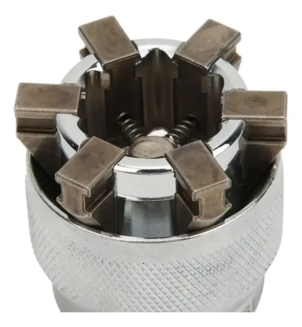 BOCALLAVE AJUSTABLE DE 10 a 19 mm - 3/8" a 3/4".
Incluye adaptador 1/4" x 3/8". Permite ajustar o aflojar tuercas y bulones de 10 a 19 mm o 3/8" a 3/4" sin necesidad de cambiar de tubo.