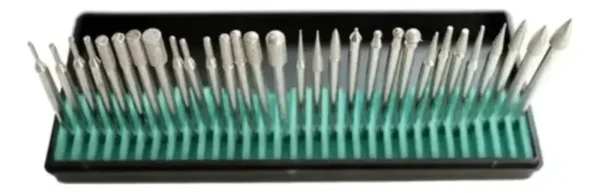 ru38049 3 PUNTAS DIAMANTADAS 1/8" X 30 PCS. Material: diamante.Diam corte 3 mm. Diam vastago 3 mm. Largo total 60 mm.
Usos: apto madera, vidrio, pl?stico, metal, piedra, azulejo, cer?mica. Manicuria u?as de gel y acrilicas.